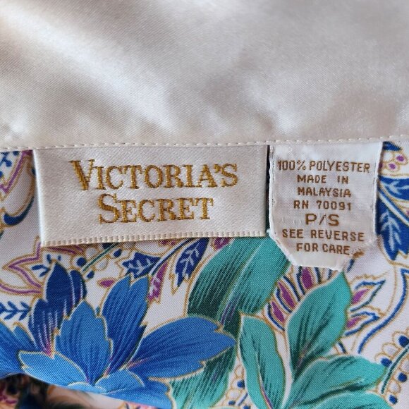 Vintage Victoria's Secret Gold Label Satin Floral Button Sleep Shirt Small - Picture 13 of 15